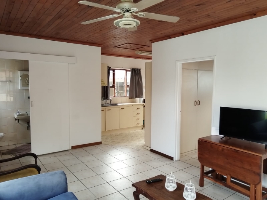 3 Bedroom Property for Sale in Swartkops Eastern Cape